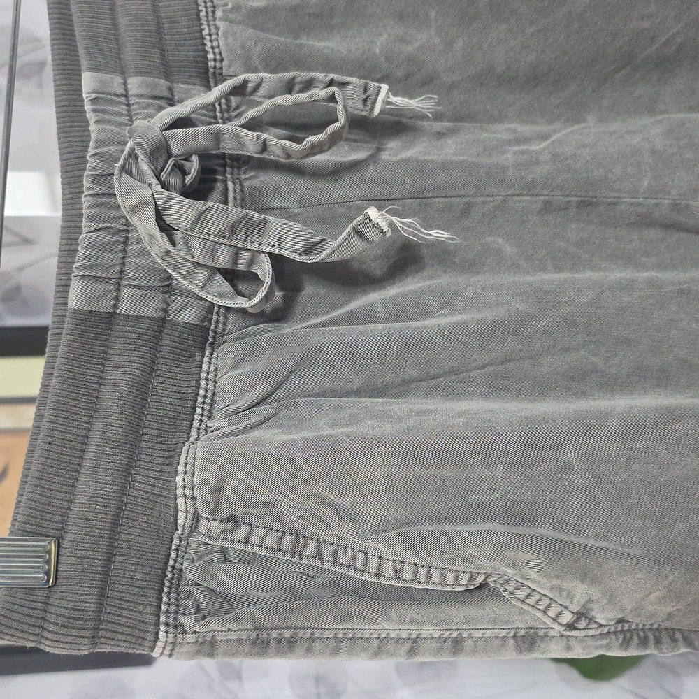 Aerie Essential Cargo Twill Jogger - Picture 10 of 11